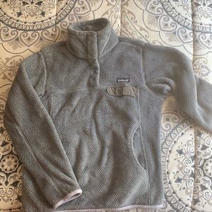 Women’s Patagonia pullover fleece